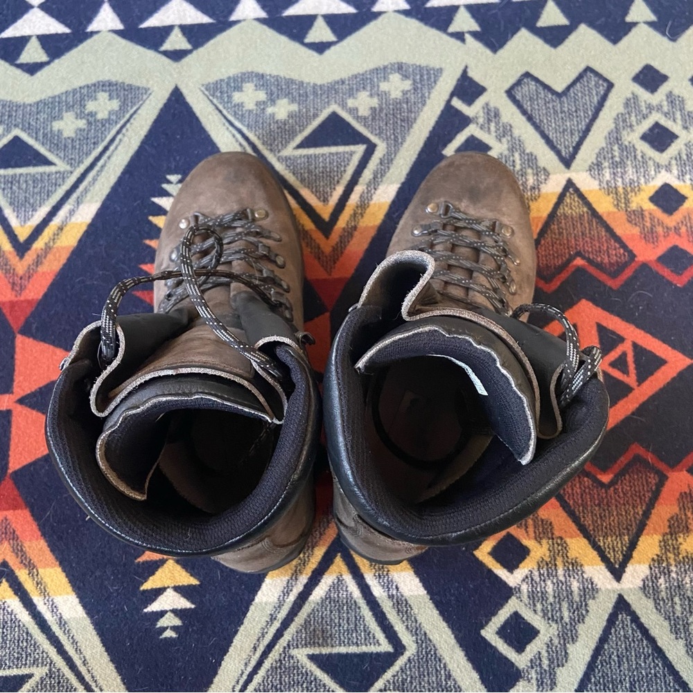 Fire Boots - image 6